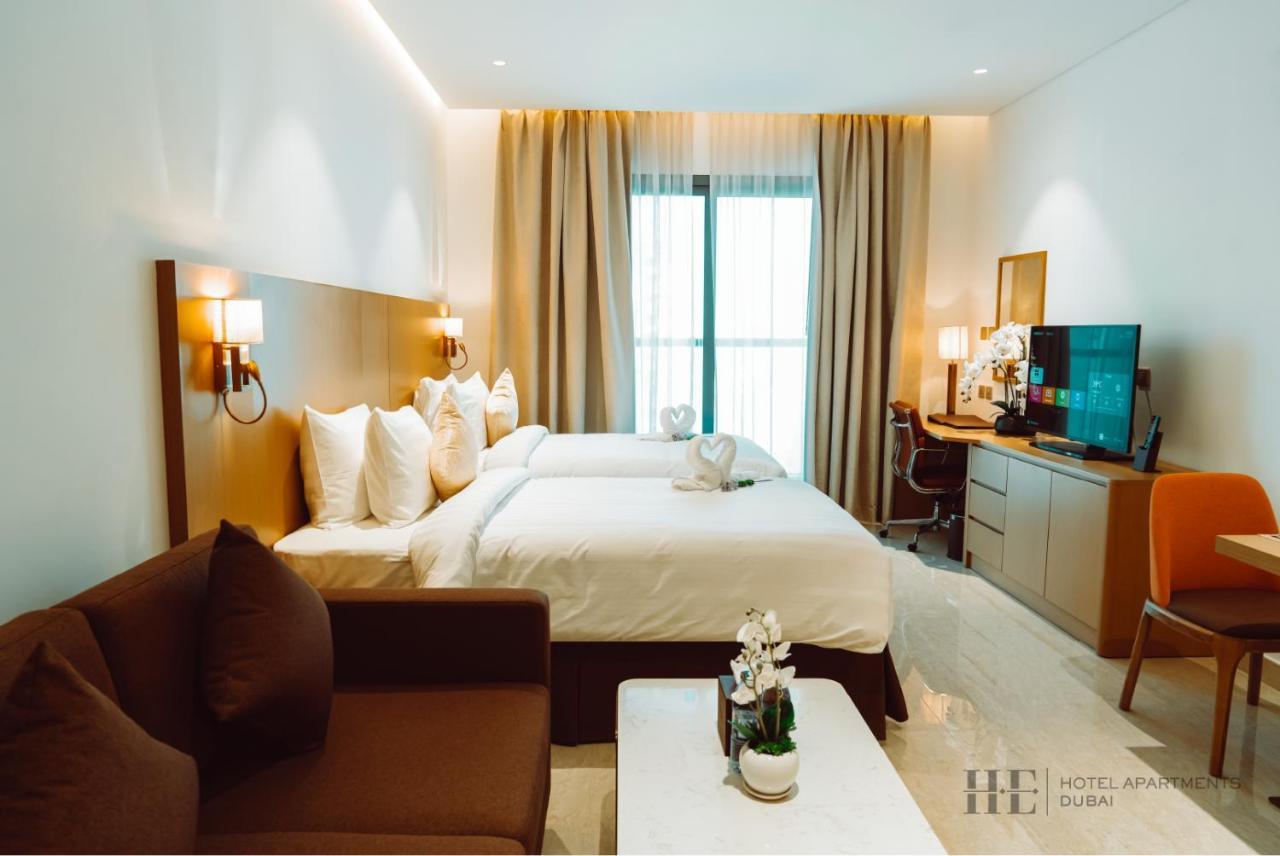 He Hotel Apartments Dubai Rum bild Deluxe Room